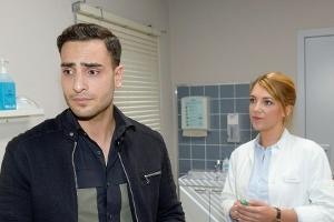 "GZSZ": Nihat ist der Katzenbiss vor Lilly peinlich.