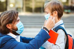 Eltern sollten jetzt besonders verständnisvoll mit ihren Kindern umgehen.