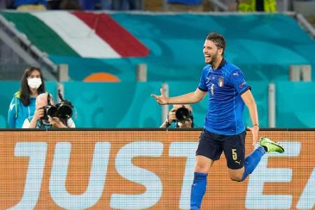 Locatelli mit Doppelpack: Italien setzt Superserie fort und stürmt ins EM-Achtelfinale