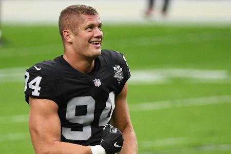 NFL: Raiders Nassib outet sich als erster aktiver Profi