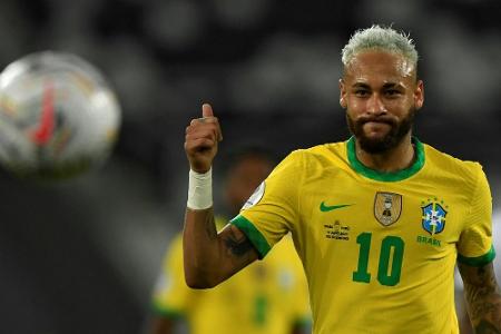 Pele adelt Neymar nach erneutem Selecao-Triumph