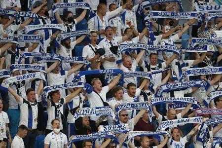 EM: Finnische Fans mit Corona infiziert - Dänemark ruft Stadionbesucher zu Tests auf