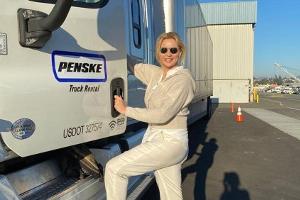 Veronica Ferres spielt in "Paradise Highway" eine Truckerin