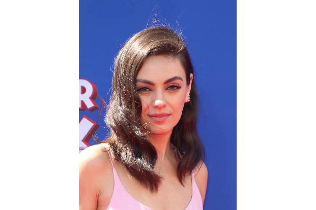 Die Fans von Mila Kunis müssen es ebenfalls hinnehmen, dass ihr Star ihnen keine Einblicke ins Privatleben via Social Media ...