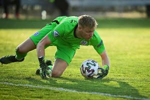 Torwarttausch bei England: Ramsdale ersetzt verletzten Henderson