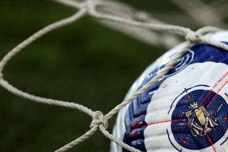 Über eine Milliarde Euro vor Steuern: Premier League verzeichnet Rekordverlust