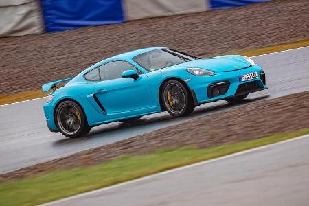 Porsche 718 Cayman GT4