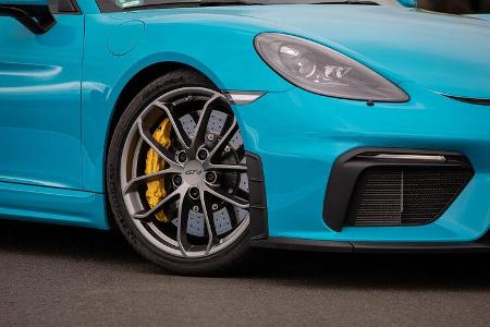 Porsche 718 Cayman GT4