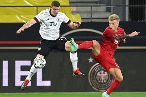 Podolski-Doppelgänger Gosens: "Hätte gerne seinen linken Fuß"