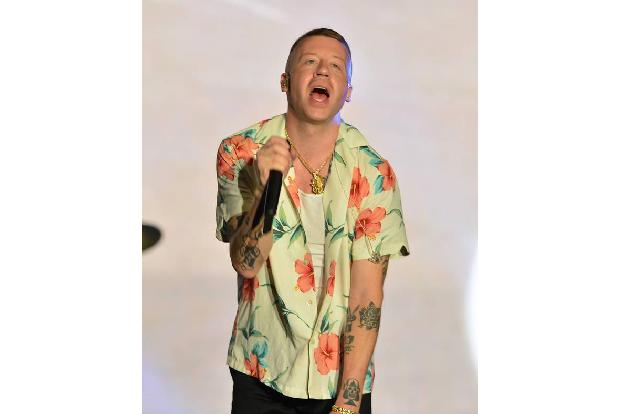 Hip-Hopper Macklemores Kollaboration mit Ed Sheeran, 'Growing Up (Sloane's Song)' gilt als eine seiner besten. Ryan Lewis is...