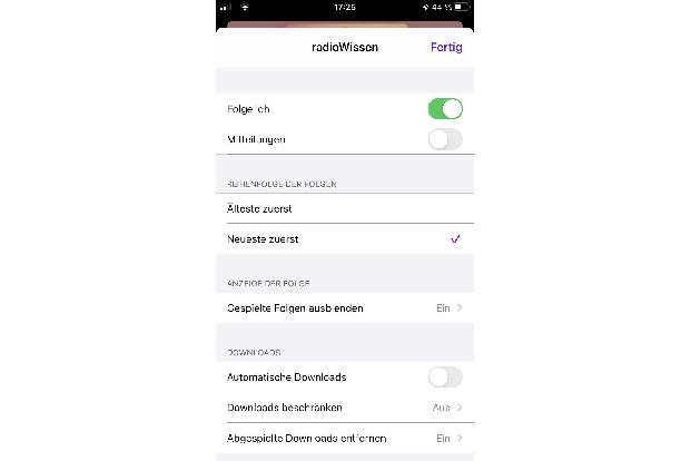 Für jeden Podcast lässt sich wählen, ob und wie viele der Folgen auf das iPhone, das iPad oder den Mac geladen werden sollen.