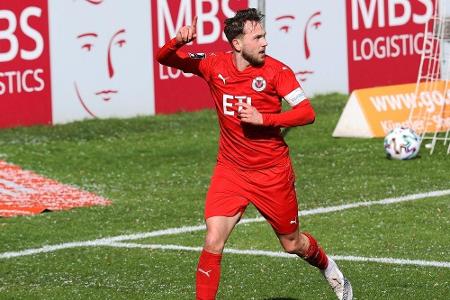 Karlsruhe holt Offensivspieler Kaufmann und Cueto