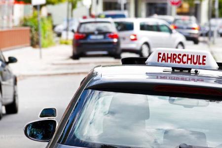 Fahrausbildung im Vergleich, Sicherheitskampagne