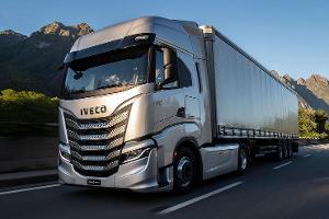 IVECO S-Way Zugmaschine