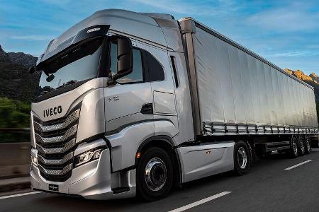 IVECO S-Way Zugmaschine