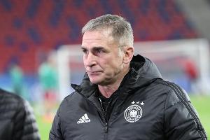 Kuntz lobt seine "Hyänenbande" für Zusammenhalt bei U21-EM