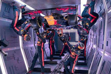 Red Bull - Boxenstopp in Schwerelosigkeit - Parabelflug - 2019