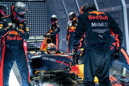 Red Bull - Boxenstopp in Schwerelosigkeit - Parabelflug - 2019