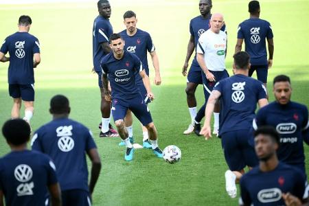 Frankreich, England, Tschechien, Schweden und Schweiz im EM-Achtelfinale