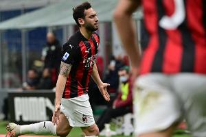 Ex-Bundesliga-Ass Calhanoglu bestätigt Wechsel zu Inter