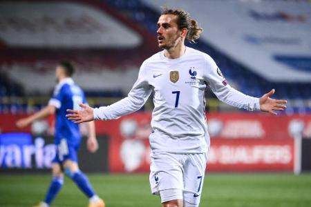 Frankreich, Italien und England mühen sich - Spanien souveräner