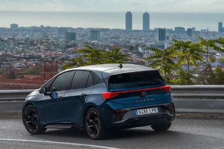 CUPRA-Born-Aurora-Blu