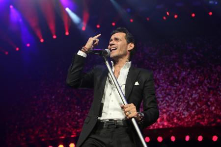 Der mehrmalige Grammy- und Latin-Grammy-Gewinner Marc Anthony (52) stotterte als Kind. Das Singen half dem Vater von Jennife...