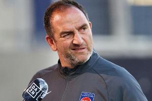 "Noch nicht fertig": Erfolgstrainer Schmidt bleibt bis 2027 in Heidenheim