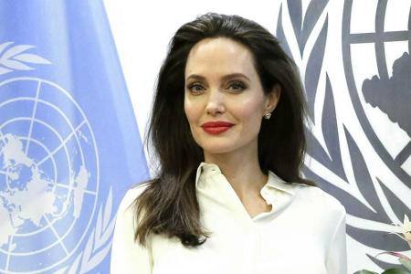 Schauspielerin Angelina Jolie ist UN-Sonderbeauftragte und reiht sich damit in die illustre Runde prominenter Botschafter fü...