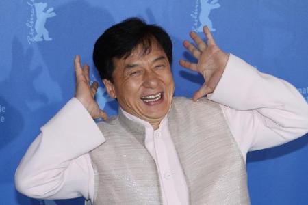 Als Goodwill-Botschafter ist Jackie Chan seit 2004 Verfechter von Kinderrechten und setzt sich gegen Diskriminierung aufgrun...