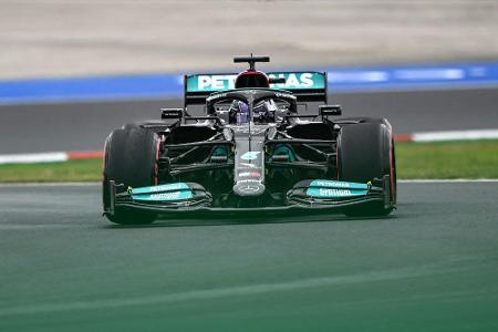 Bottas erbt die Pole Position - Hamilton startet von Rang elf