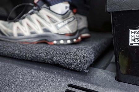 Kabe Crown i 760 LGB (2022)