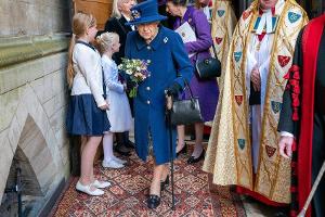 Die Queen vor der Westminster Abbey in London.