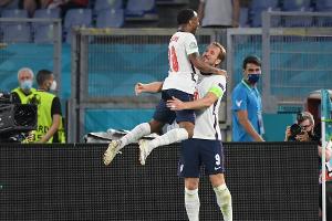 Sportwetten: Italien und England Favoriten im EM-Halbfinale