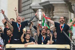 Umfrage: Italien der verdiente Europameister - Imageprobleme bei UEFA