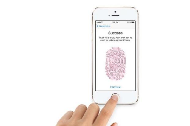 Laut Apple handelt es sich beim Fingerabdrucksensor und Touch ID als die beste Authentifizierungsmethode die herkömmlichen P...