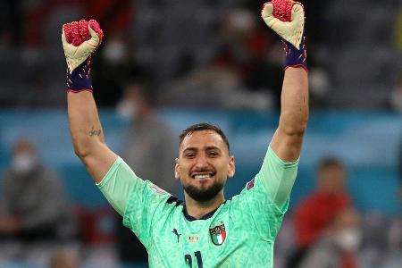 Zeigte bei den platzierten Abschlüssen der Spanier oftmals seine ganze Klasse und reagierte vielfach blitzschnell. Hielt geg...