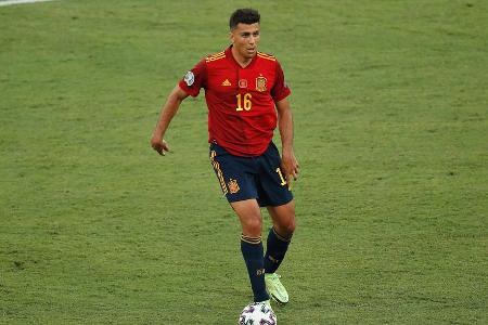 Sollte mit seiner Ballsicherheit eine kontrollierte Schlussoffensive organisieren. Machte am Ball tatsächlich praktisch kein...