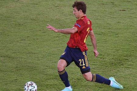 Rückte etwas überraschend für Morata ins Team und beackerte zumeist den rechten offensiven Flügel. Wurde von den Kollegen wi...