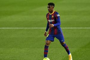 Barca gibt Firpo an Leeds ab