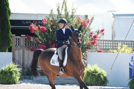 ...alleine, oder zumindest mit Zwillingsschwester Ashley Olsen, Karriere machte und ohne Papas Hilfe prominent wurde, ist Ma...