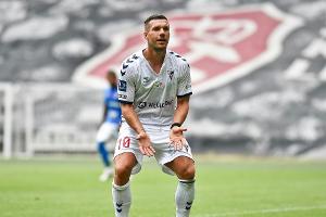 Erstes Pflichtspiel, erste Niederlage für Podolski bei Zabrze