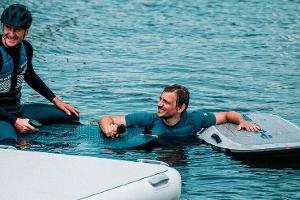 VW-Chef Herbert Diess Audi e-tron foil