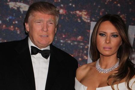 First Lady Melania Trump ist 24 Jahre jünger als Ehemann Donald Trump. Der aktuelle US-Präsident heiratete das ehemalige Mod...