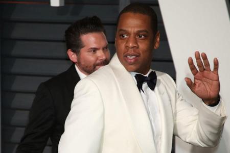 Auch Rapper Jay Z wurde nicht mit einem goldenen Löffel im Mund geboren. Als Kind wuchs er in einem Umfeld auf, das von Armu...