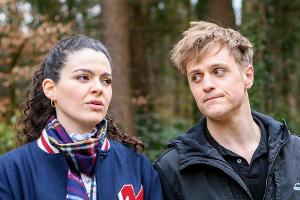 "Sturm der Liebe": Shirin erfährt von Max, dass Florian noch nicht offen für eine neue Liebe ist.