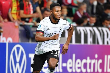 Als Einziger der neuen U21-Europameister hat Baku schon bei Joachim Löw gespielt. Er galt zudem lange als heißer Kandidat fü...