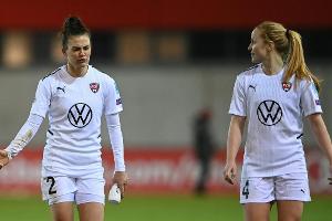 FC Bayern verpflichtet Isländerin Viggosdottir