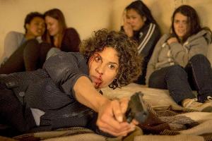 "Der Kroatien-Krimi: Tote Mädchen": Kommissarin Stascha Novak (Jasmin Gerat) riskiert ihr Leben, um die Entführten zu befreien.