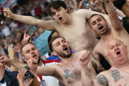 Freitag sieht EM- und Olympia-Austragung kritisch